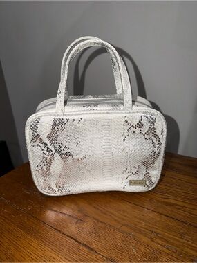 Stephanie Johnson White Snake-Print Cosmetic Travel Case
